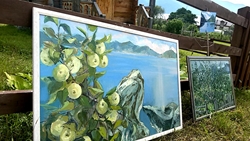 На берегу Телецкого озера походит праздник «Яблочный спас»
