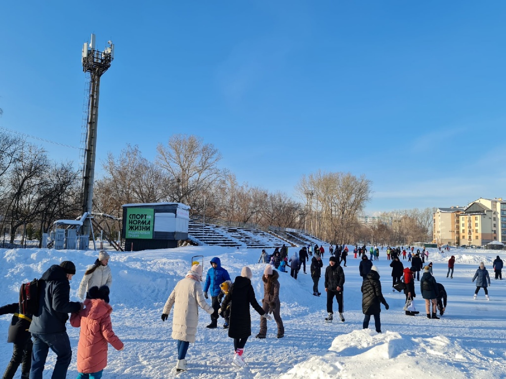 Где в Барнауле уже можно покататься на коньках