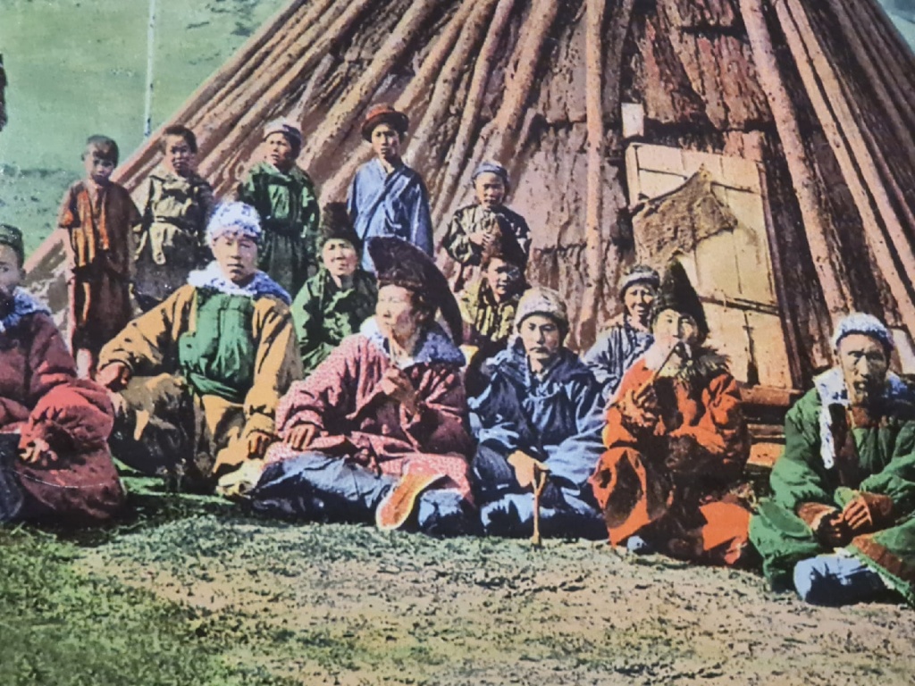 Люди населяющие республику Алтай