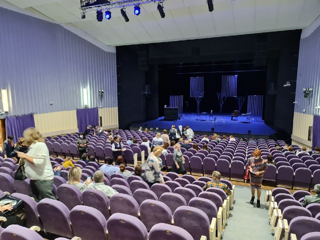 Внимание, массовый перенос шоу программ и концертов в Барнауле