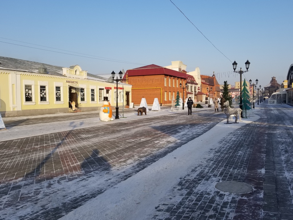 Возведение снежного городка на малотобольской.jpg