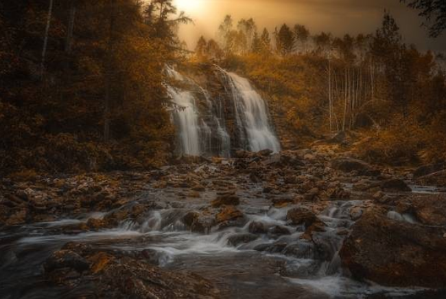 Фото Алтайского водопада.png
